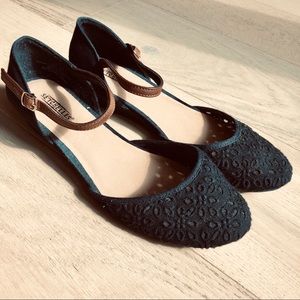 Seychelles Begonia Low Wedge